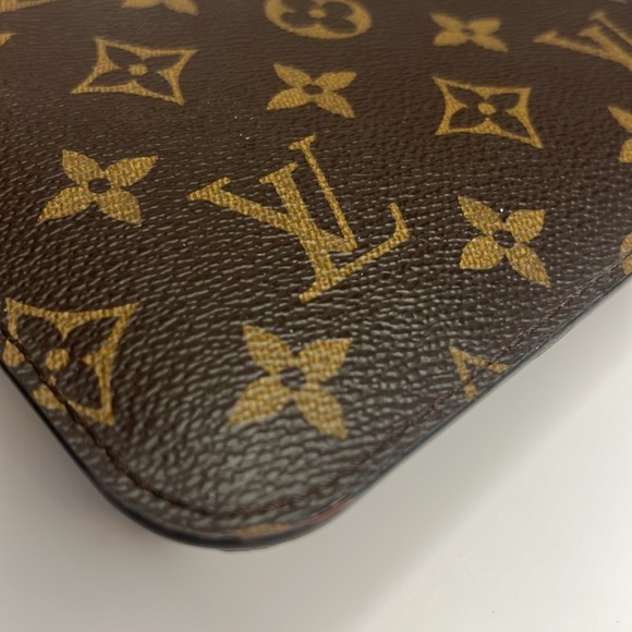 Louis Vuitton Neverfull Pochette Monogram Cherry - Picture 10 of 15